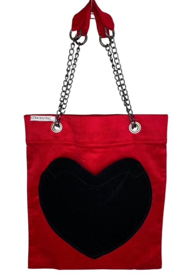 Alternative view of Two of hearts red- tote bag